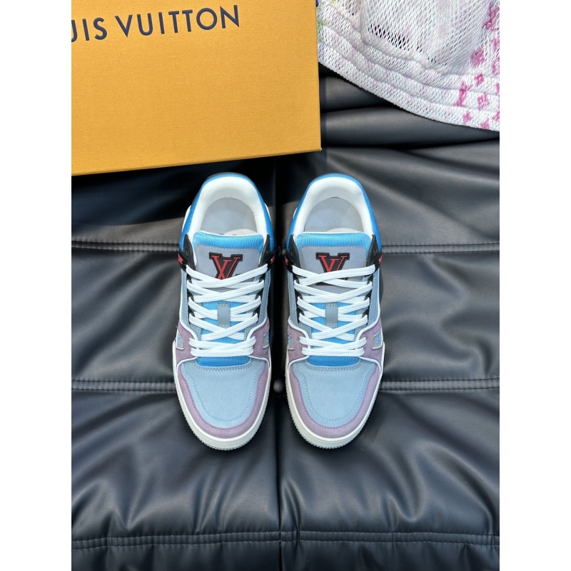l**is V*t*n sneakers
